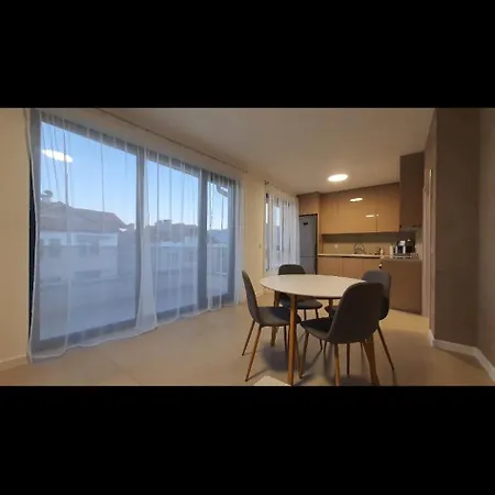 Apartment Panorama View 2 *